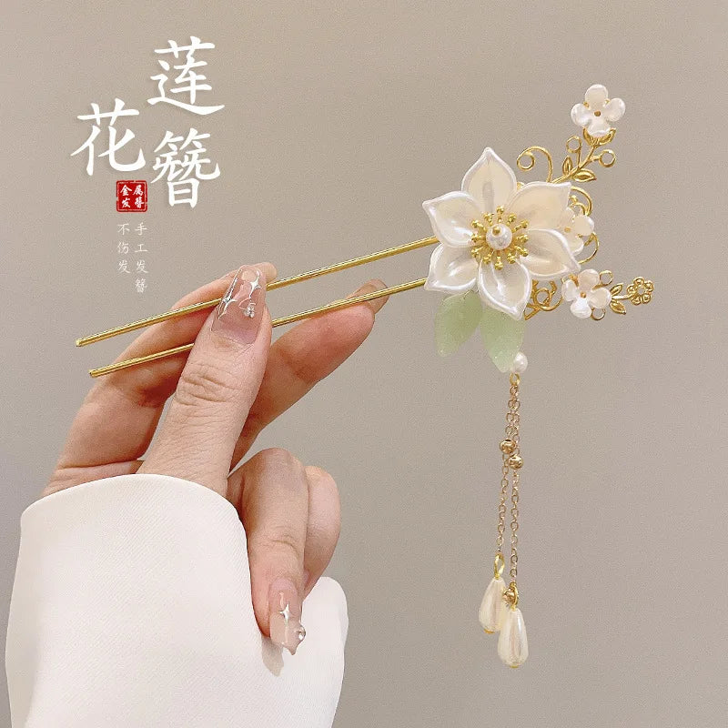 Chinese Floral Tassel Hair Clip — Enameled Alloy