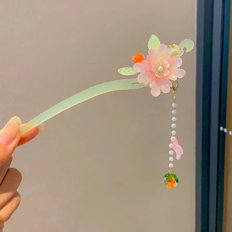 Chinese Floral Tassel Hair Clip — Enameled Alloy