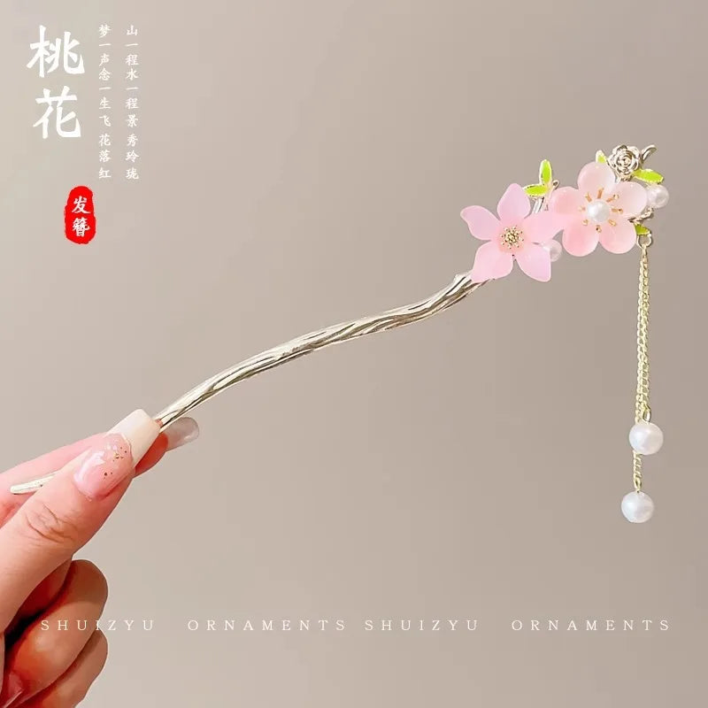 Chinese Floral Tassel Hair Clip — Enameled Alloy