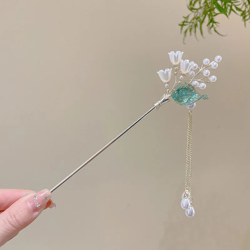 Chinese Floral Tassel Hair Clip — Enameled Alloy